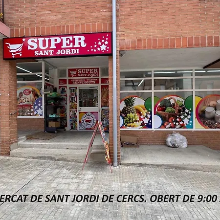 Per 4 Al Bergueda Apartment *